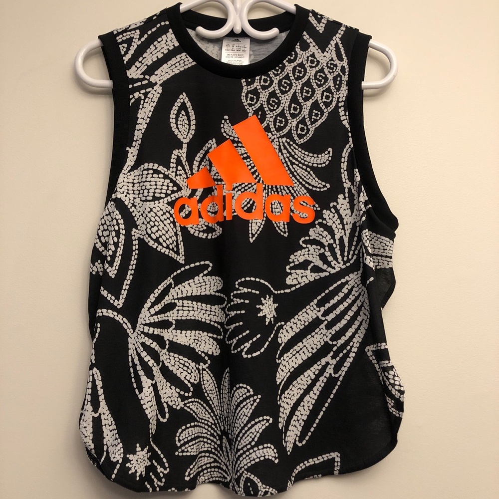 NWT Adidas Side-Split Farm Tank, Size M